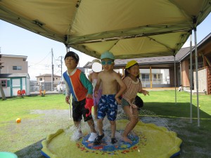 ②