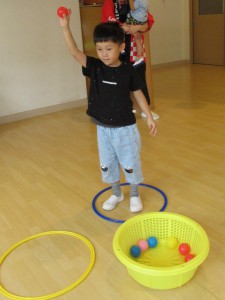 ②