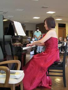 piano2.JPG